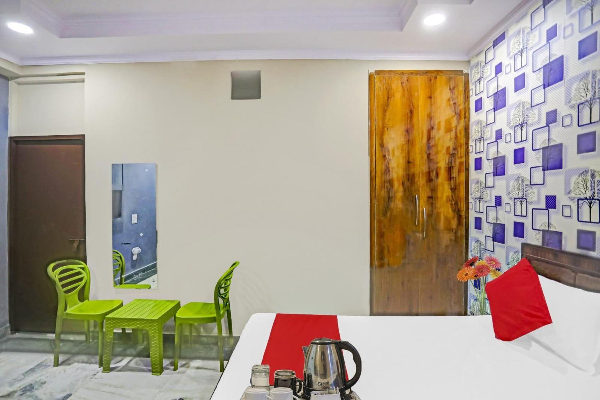 Super Hotel O Metro Inn Near Worlds Of Wonder Kālkāji Devi 외부 사진