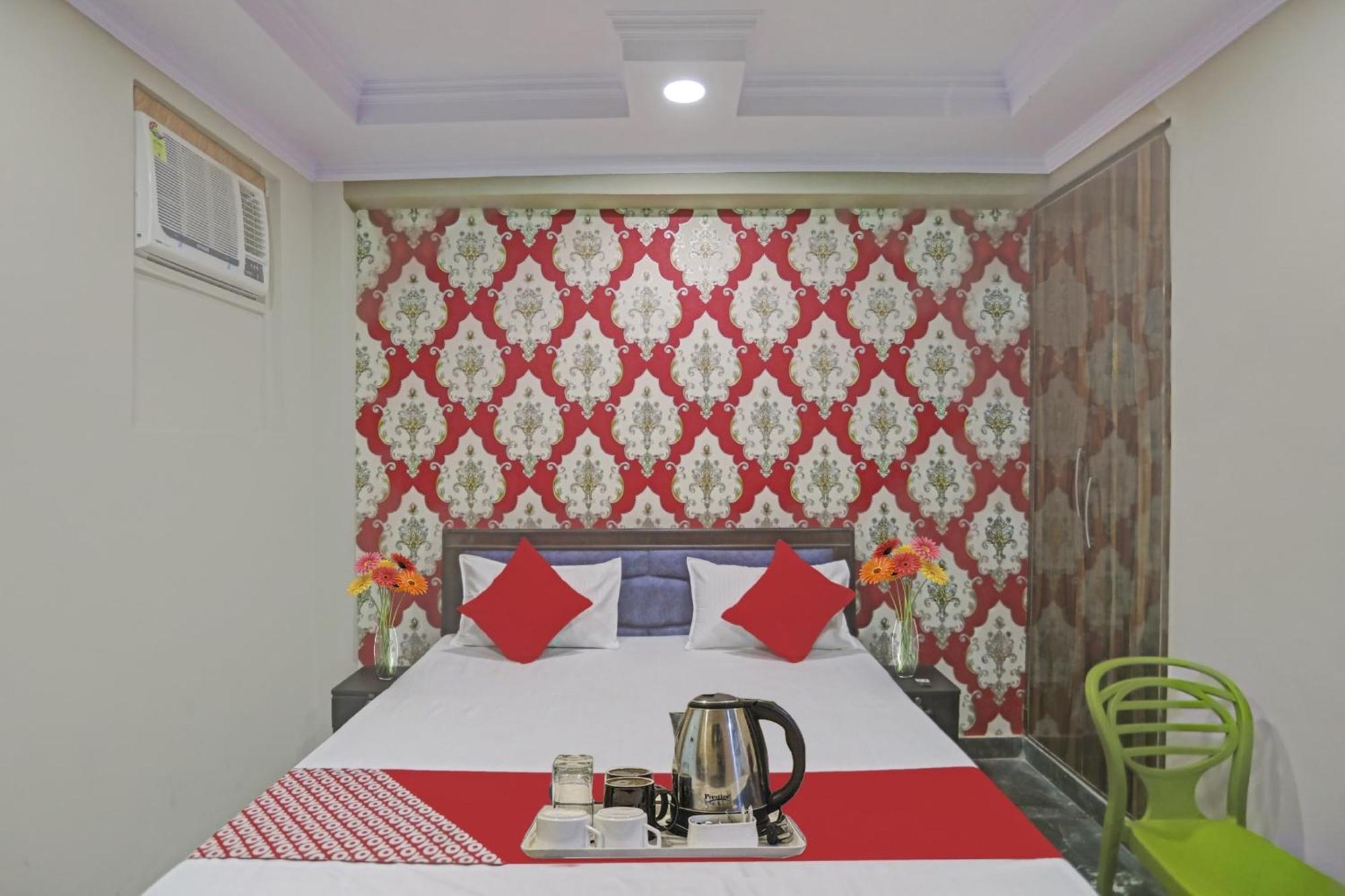 Super Hotel O Metro Inn Near Worlds Of Wonder Kālkāji Devi 외부 사진