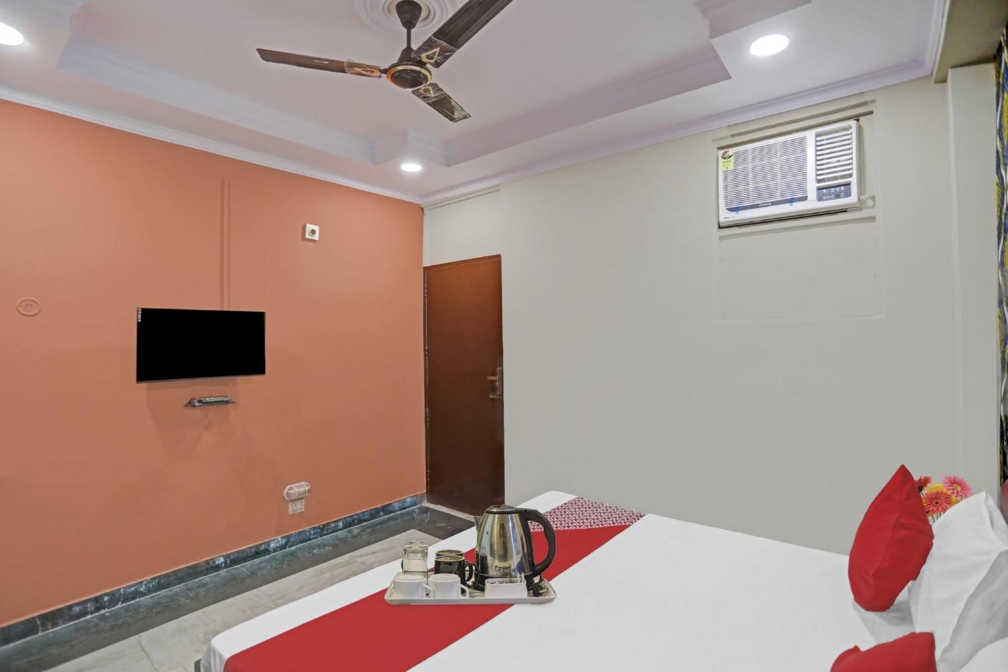 Super Hotel O Metro Inn Near Worlds Of Wonder Kālkāji Devi 외부 사진